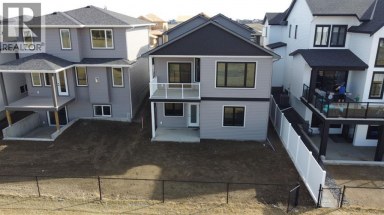 561 Malahat Green W Lethbridge Alberta photo 33