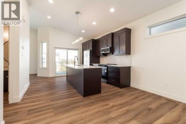 561 Malahat Green W Lethbridge Alberta photo 6