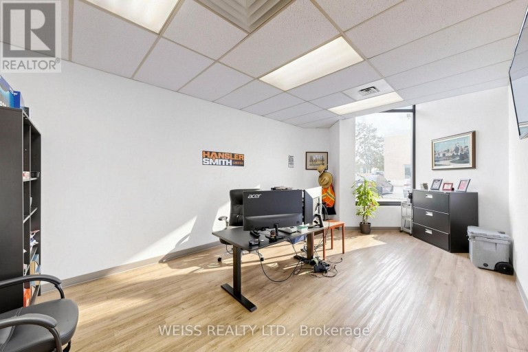 1581 COURTNEYPARK DRIVE E, Mississauga (Northeast), Ontario, L5T1V9
