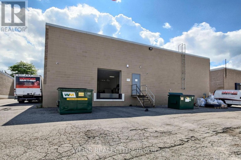 1581 COURTNEYPARK DRIVE E, Mississauga (Northeast), Ontario, L5T1V9