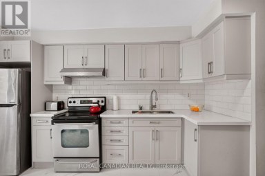 2538 ST CLAIR AVENUE W Toronto (Rockcliffe-Smythe) Ontario photo 19
