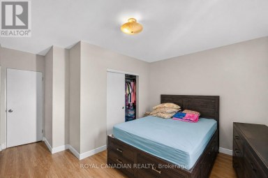 2538 ST CLAIR AVENUE W Toronto (Rockcliffe-Smythe) Ontario photo 31