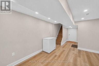2538 ST CLAIR AVENUE W Toronto (Rockcliffe-Smythe) Ontario photo 36