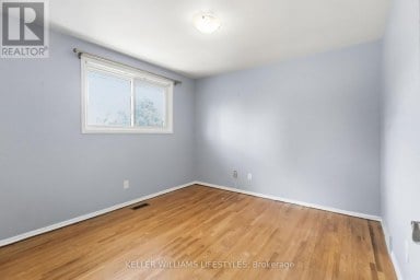 129 CULVER CRESCENT London East (East H) Ontario photo 23