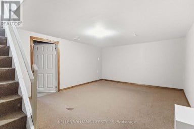 129 CULVER CRESCENT London East (East H) Ontario photo 33