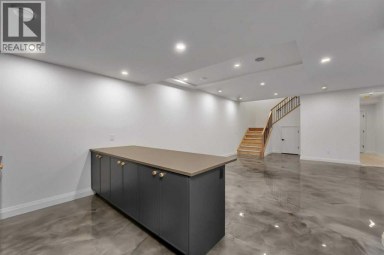 3511 34 Avenue SW Calgary Alberta photo 46