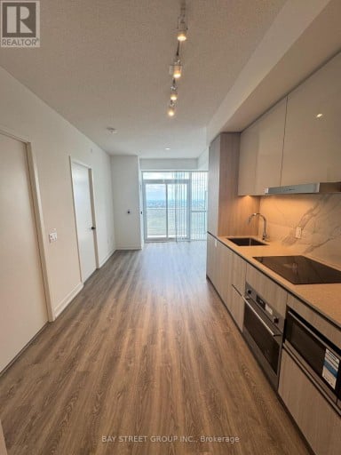 5510 - 8 INTERCHANGE WAY, Vaughan (Vaughan Corporate Centre), Ontario, L4K0R2
