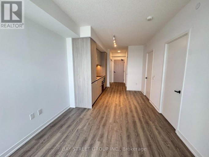 5510 - 8 INTERCHANGE WAY, Vaughan (Vaughan Corporate Centre), Ontario, L4K0R2
