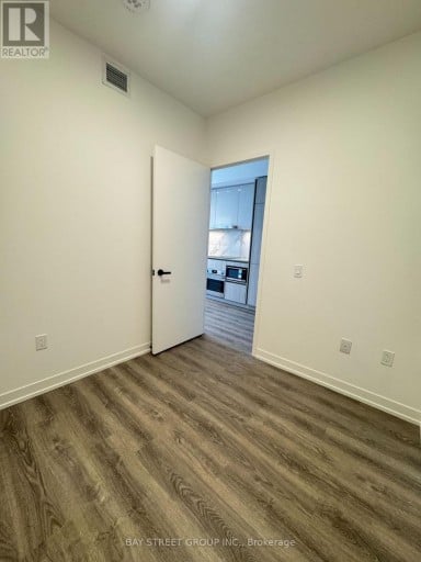 5510 - 8 INTERCHANGE WAY, Vaughan (Vaughan Corporate Centre), Ontario, L4K0R2