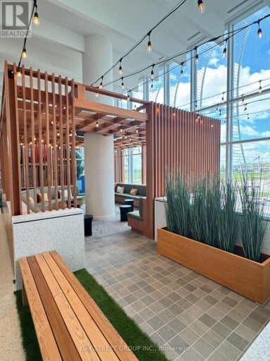5510 - 8 INTERCHANGE WAY, Vaughan (Vaughan Corporate Centre), Ontario, L4K0R2