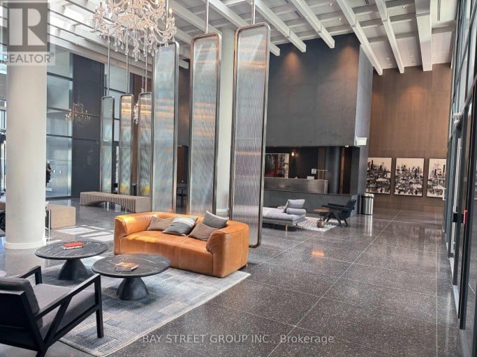 5510 - 8 INTERCHANGE WAY, Vaughan (Vaughan Corporate Centre), Ontario, L4K0R2