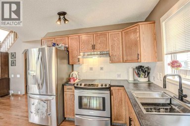 124 Del Ray Close NE Calgary Alberta photo 10