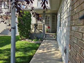 124 Del Ray Close NE Calgary Alberta photo 2