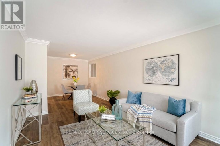 70 MONTJOY CRESCENT, Brampton (Central Park), Ontario, L6S3E7