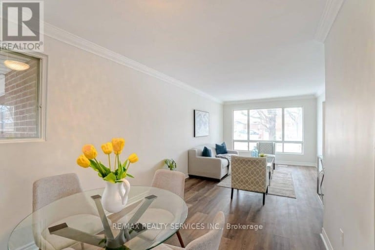 70 MONTJOY CRESCENT, Brampton (Central Park), Ontario, L6S3E7