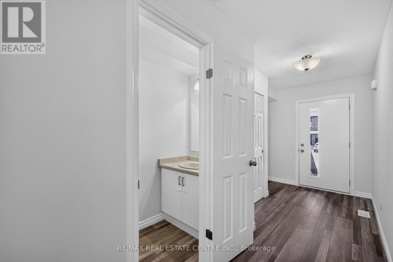 296 BRADSHAW DRIVE, Stratford, Ontario, N5A0K2