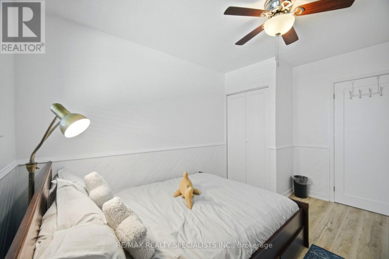3673 FIELDGATE DRIVE, Mississauga (Applewood), Ontario, L4X2J8