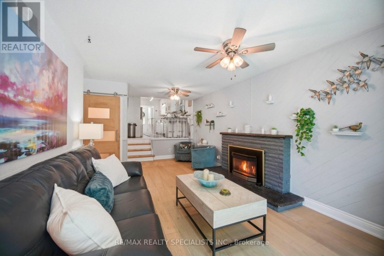 3673 FIELDGATE DRIVE, Mississauga (Applewood), Ontario, L4X2J8