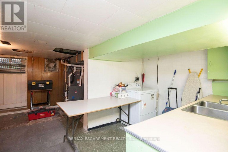 66 SHERMAN AVENUE N, Hamilton (Stipley), Ontario, L8L6M2