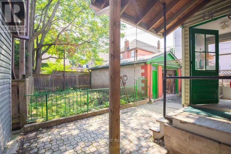 66 SHERMAN AVENUE N, Hamilton (Stipley), Ontario, L8L6M2