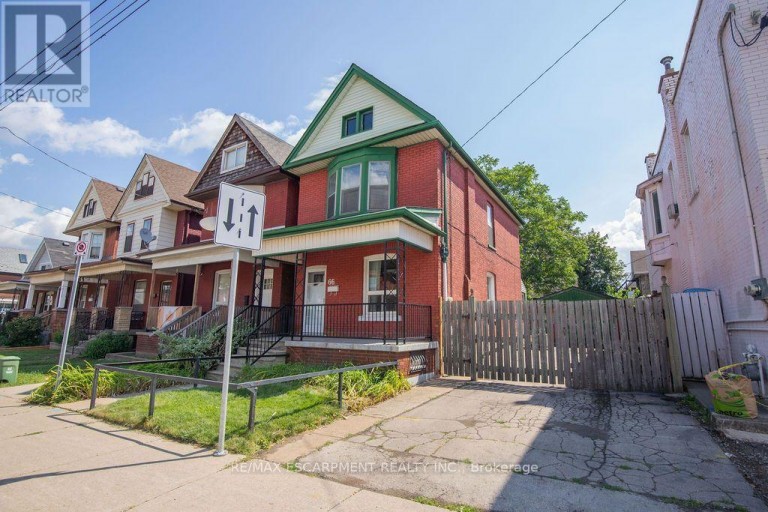 66 SHERMAN AVENUE N, Hamilton (Stipley), Ontario, L8L6M2