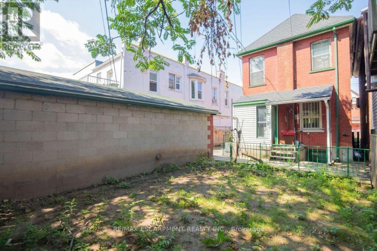 66 SHERMAN AVENUE N, Hamilton (Stipley), Ontario, L8L6M2
