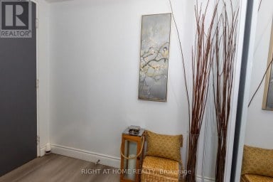 706 - 1881 JANE STREET Toronto (Rustic) Ontario photo 2