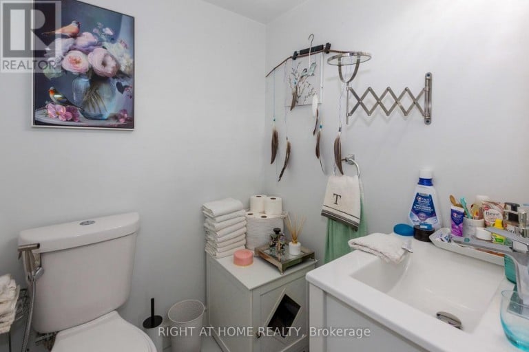 706 - 1881 JANE STREET, Toronto (Rustic), Ontario, M9N3S7