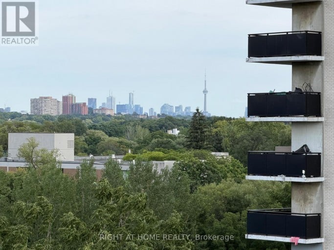 706 - 1881 JANE STREET, Toronto (Rustic), Ontario, M9N3S7
