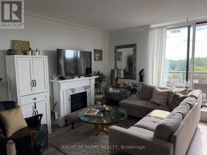 706 - 1881 JANE STREET, Toronto (Rustic), Ontario, M9N3S7