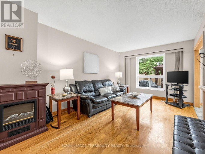 19 - 1330 TROWBRIDGE DRIVE, Oshawa (Centennial), Ontario, L1G7L1