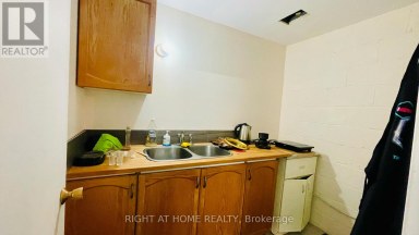 33 THE LINKS ROAD Toronto (St. Andrew-Windfields) Ontario photo 33