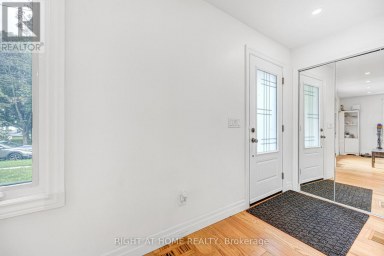 121 HEARST CIRCLE Toronto (Brookhaven-Amesbury) Ontario photo 2