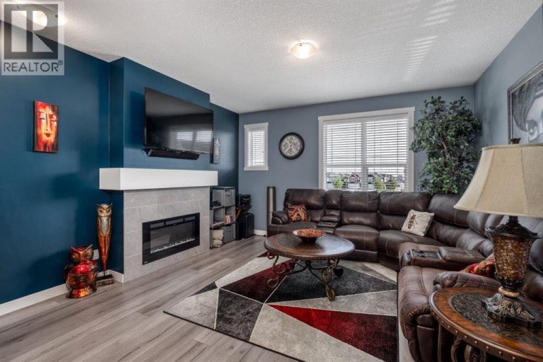 258 Copperleaf Way SE, Calgary, Alberta, T2Z5E9