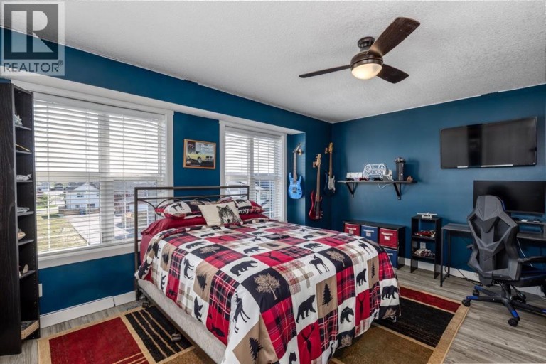 258 Copperleaf Way SE, Calgary, Alberta, T2Z5E9