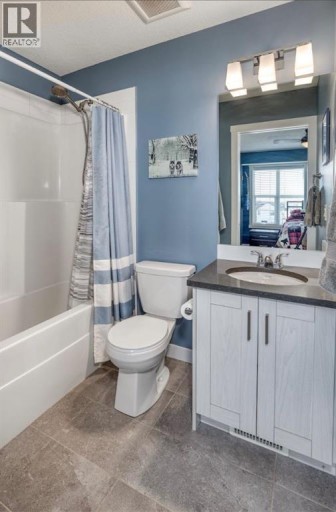 258 Copperleaf Way SE, Calgary, Alberta, T2Z5E9