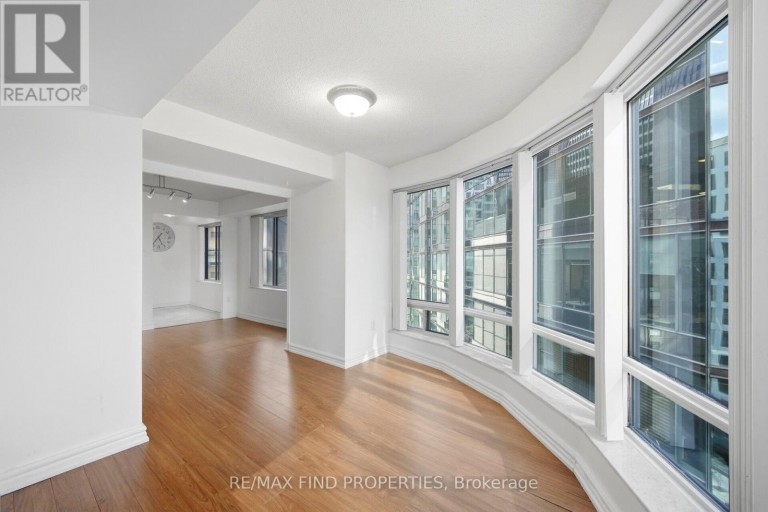 1203 - 33 UNIVERSITY AVENUE, Toronto (Waterfront Communities), Ontario, M5J2S7