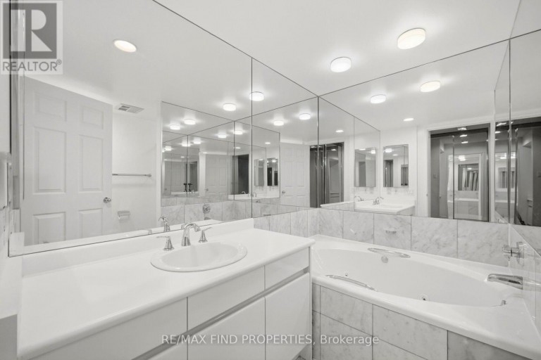 1203 - 33 UNIVERSITY AVENUE, Toronto (Waterfront Communities), Ontario, M5J2S7