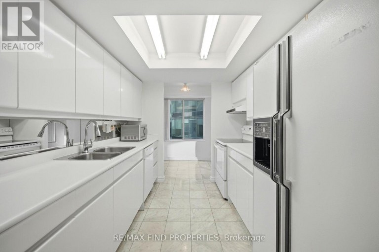 1203 - 33 UNIVERSITY AVENUE, Toronto (Waterfront Communities), Ontario, M5J2S7