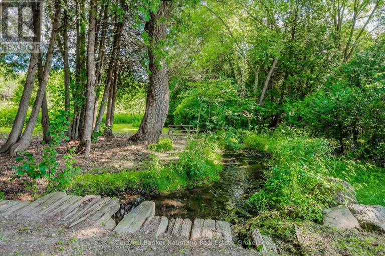 7530 MACPHERSON LANE, Puslinch, Ontario, N0B2J0