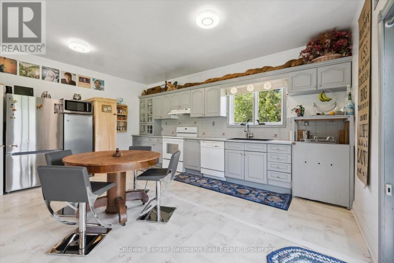 7530 MACPHERSON LANE, Puslinch, Ontario, N0B2J0