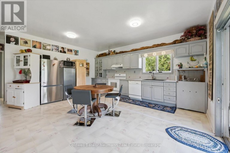 7530 MACPHERSON LANE, Puslinch, Ontario, N0B2J0