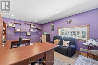 109 GODERICH STREET Central Huron (Hullett) Ontario photo 17