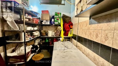 471 DANFORTH AVENUE Toronto (North Riverdale) Ontario photo 7