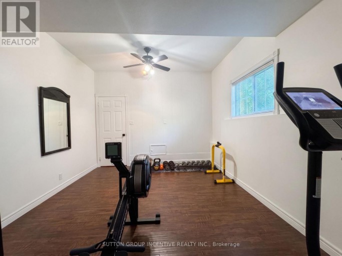 8 ALPINE WAY, Oro-Medonte (Horseshoe Valley), Ontario, L0L2L0