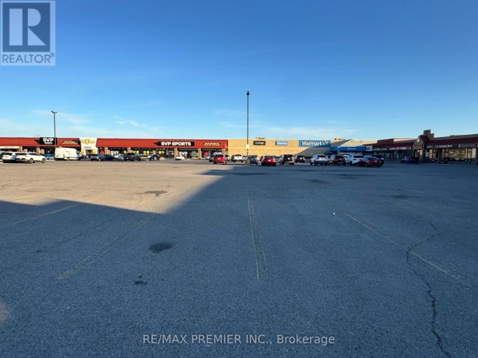 17 - 1111 DAVIS DRIVE, Newmarket (Central Newmarket), Ontario, L3Y8X2
