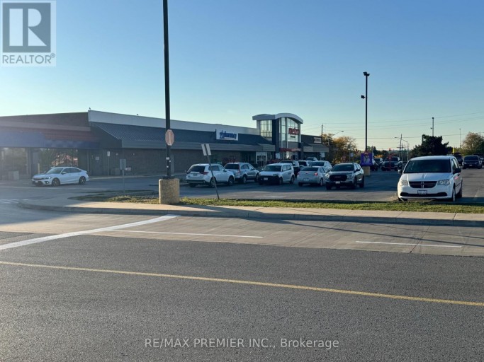 17 - 1111 DAVIS DRIVE, Newmarket (Central Newmarket), Ontario, L3Y8X2