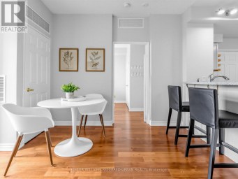 406 - 2301 PARKHAVEN BOULEVARD Oakville (RO River Oaks) Ontario photo 16