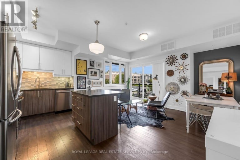 203 - 128 GARDEN DRIVE, Oakville (CO Central), Ontario, L6K0H7