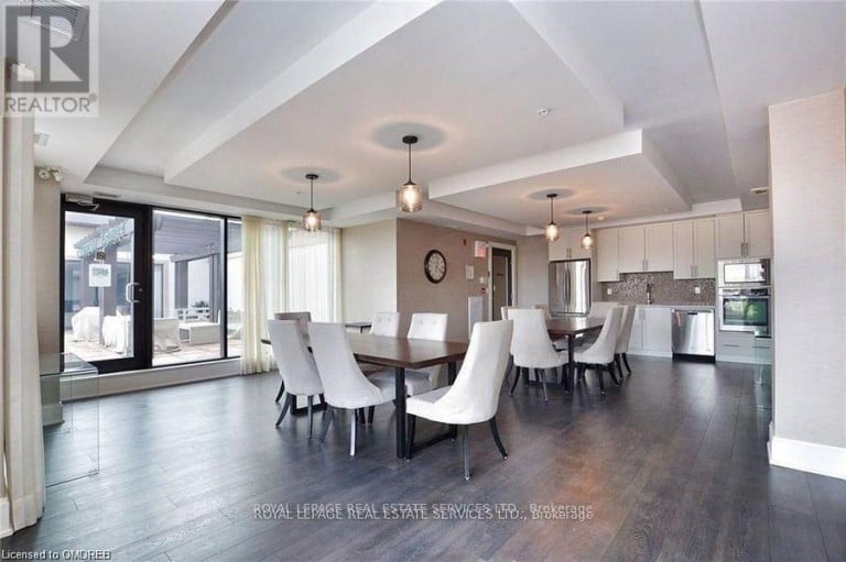 203 - 128 GARDEN DRIVE, Oakville (CO Central), Ontario, L6K0H7